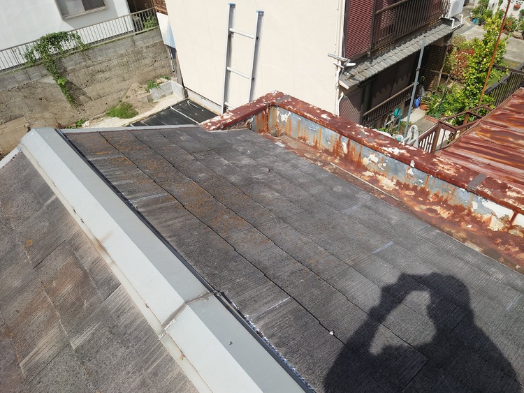 大阪府堺市南区　カラーベスト屋根　板金とい工事